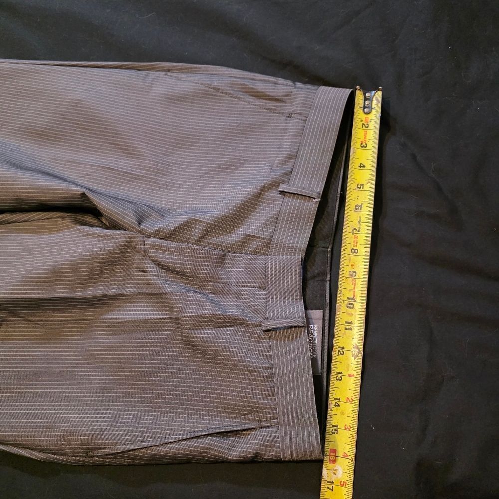 Kenneth Cole Gray Striped Suit Mens 38S - Picture 6 of 9